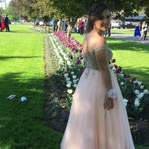 Meet your Posher, Faith